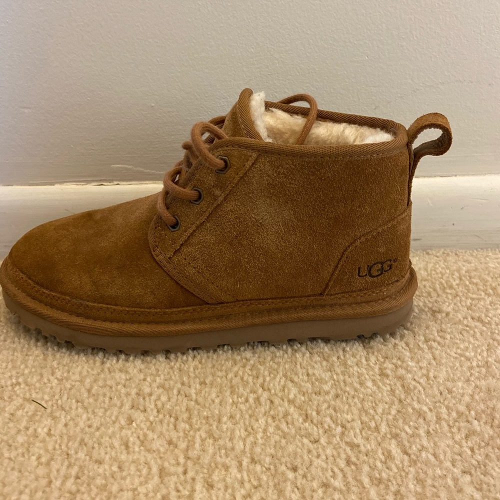 Ugg Short Boot - image 3